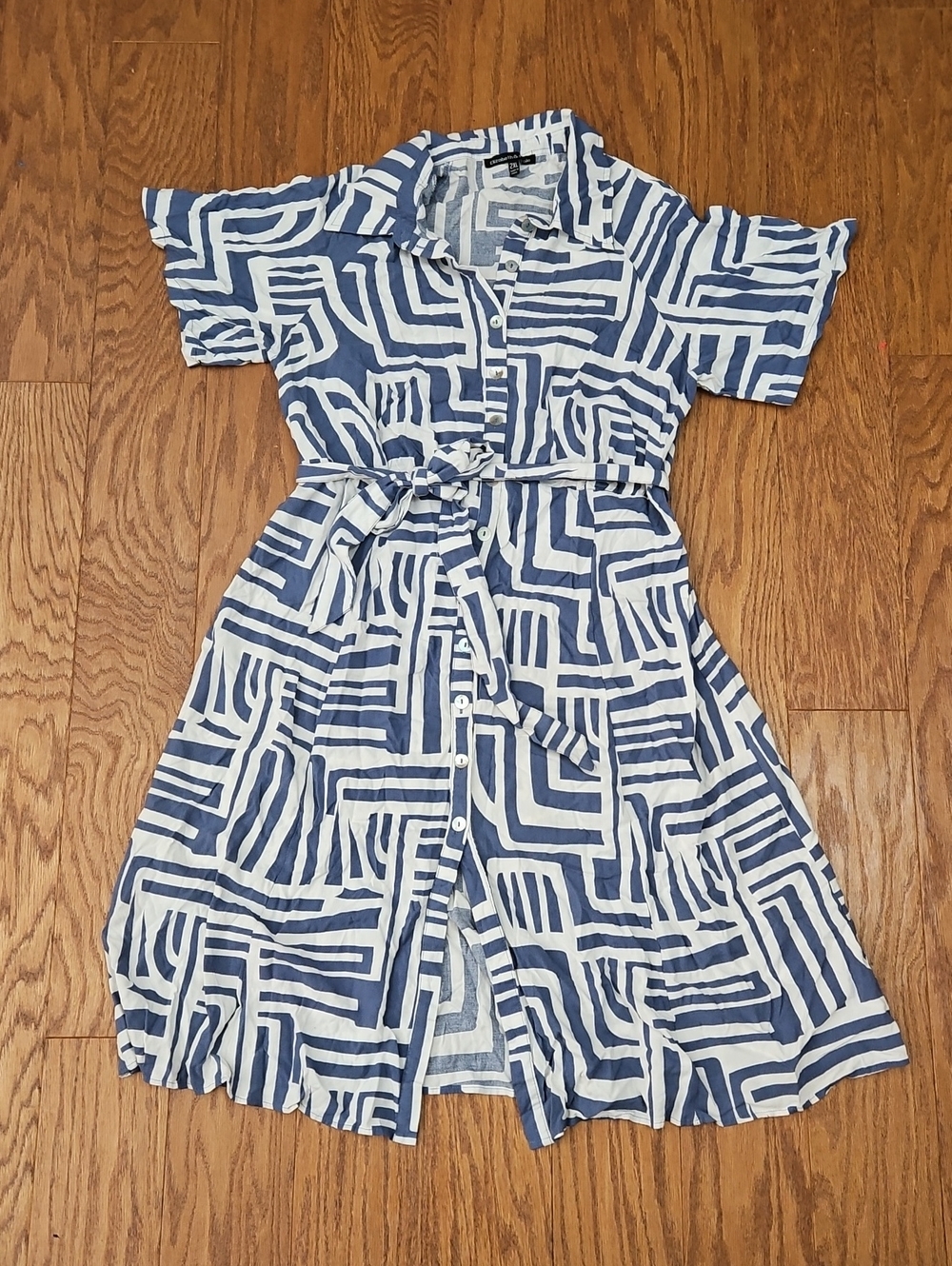 Elizabeth & Nicole Blue & White Abstract Geometric Midi Shirt Dress - Size 2X